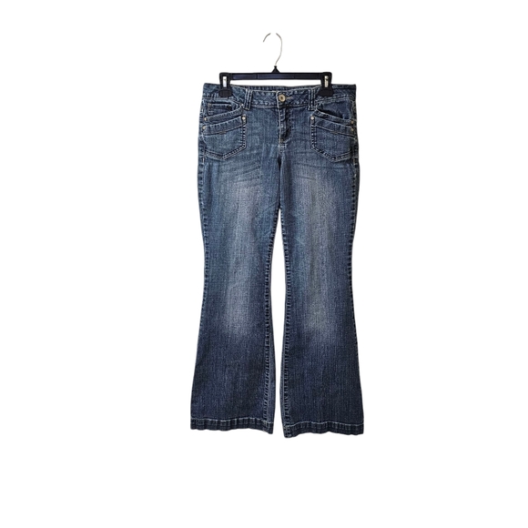 L.e.i. Vintage y2k Flare Leg Jeans Size 11 Low Rise PUCKERING - Picture 1 of 10